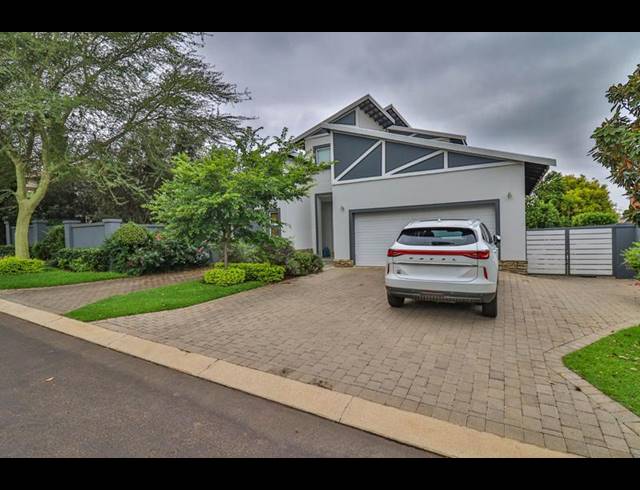 4 BEDROOM HOUSE FOR SALE IN MIDSTREAM ESTATE
